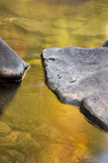 Ataya Tract;Boulder;Brook;Chute;Cool;Creek;Falling;Falls;Flow;Geological;Geology;Reflection;Reflections;Rivulet;Rock;Rock Formations;Rocks;Spilling;Stone;Stones;Stream;Streamlet;Striation;Tackett Creek;Tennessee;Water;Waterfall;Waterfalls;Weather;Wet